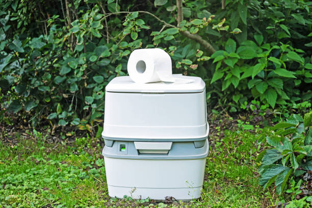 Affordable portable toilet rental in Callaway, FL